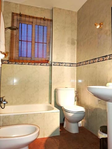 4 soveværelse Finca/Landehus til salg i Gibraleón - € 170.000 (Ref: 9666671)