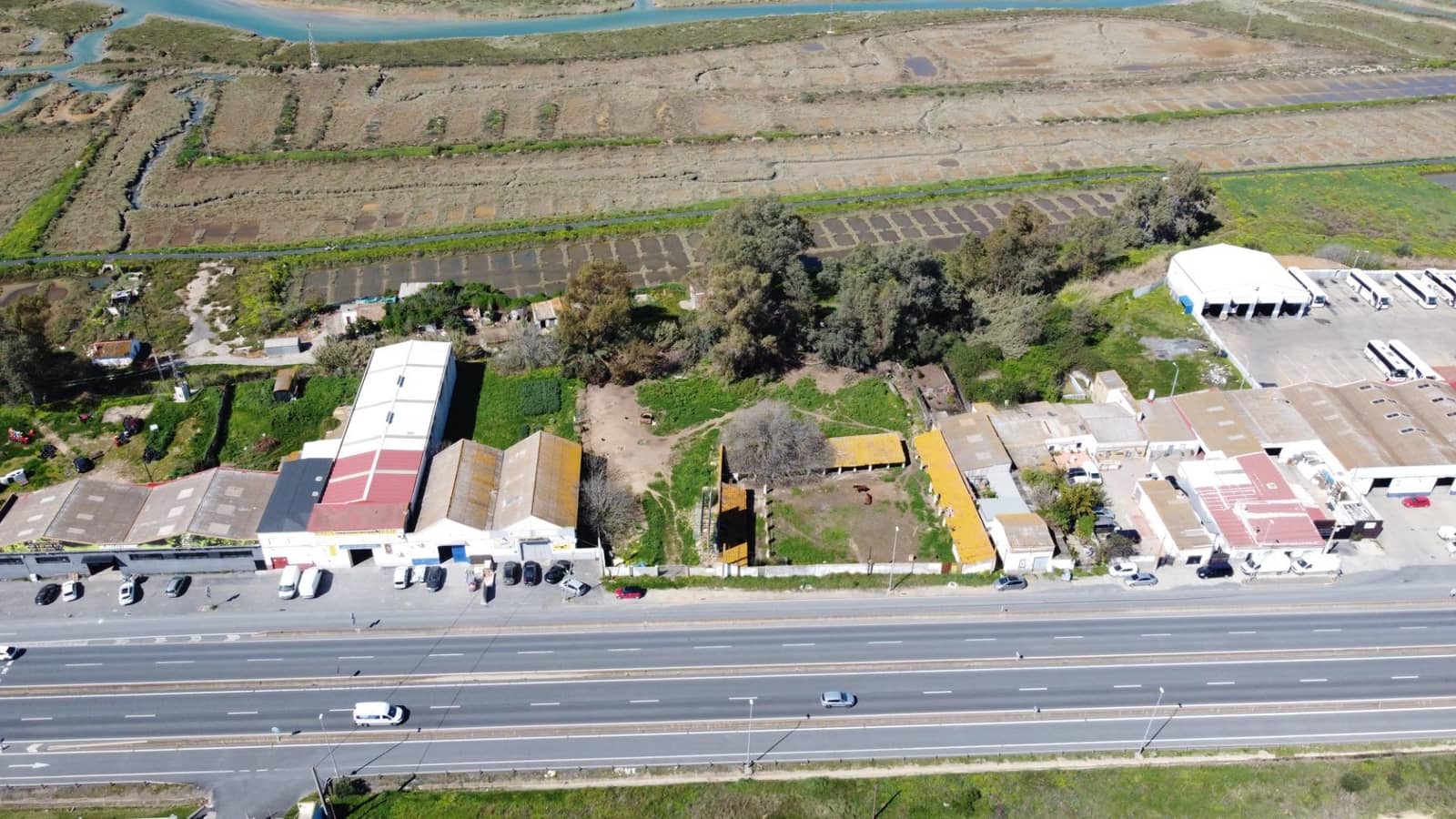 Byggegrund til salg i Huelva by - € 385.000 (Ref: 9698891)