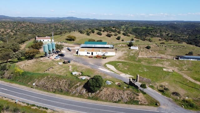 Teren niezagospodarowany na sprzedaż w Sanlúcar de Guadiana - 2 580 000 € (Ref: 9712090)