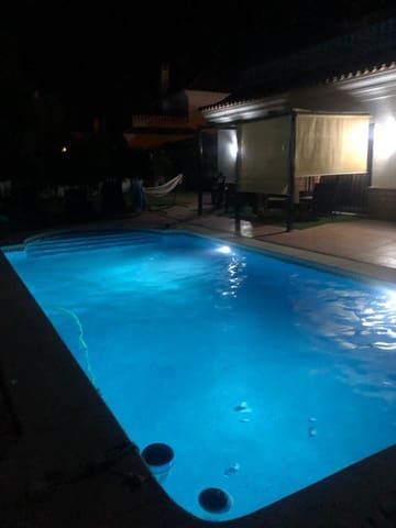 4 Zimmer Villa zu verkaufen in Nuevo Portil, Cartaya mit Pool - 542.700 € (Ref: 9806565)