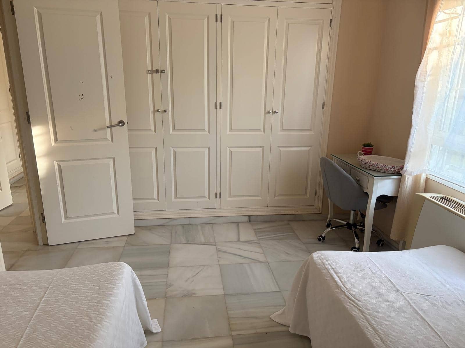 4 Zimmer Villa zu verkaufen in Nuevo Portil mit Pool - 542.700 € (Ref: 9806565)