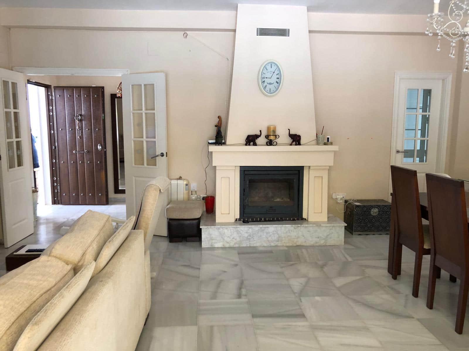 4 Zimmer Villa zu verkaufen in Nuevo Portil mit Pool - 542.700 € (Ref: 9806565)