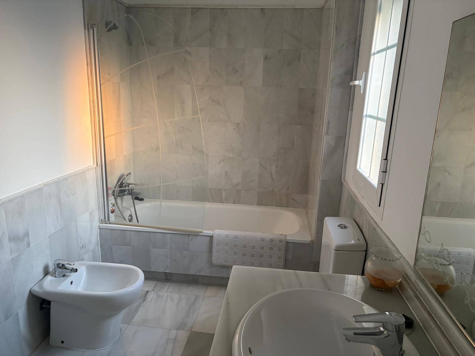 4 Zimmer Villa zu verkaufen in Nuevo Portil mit Pool - 542.700 € (Ref: 9806565)