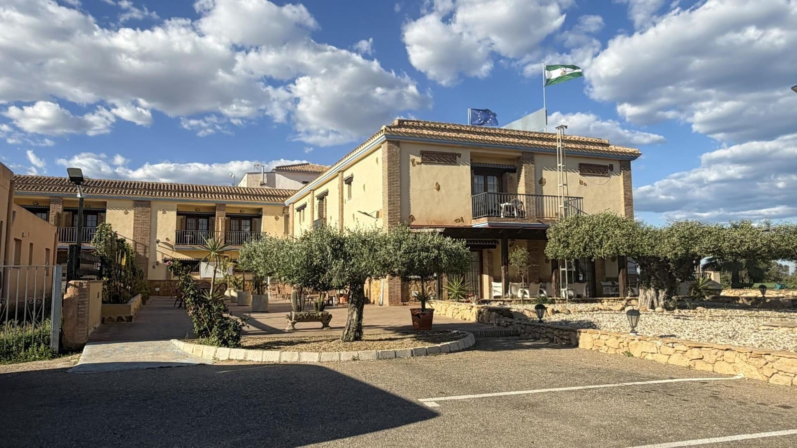 21 chambre Hôtel à vendre à Turre - 6 500 000 € (Ref: 9812246)