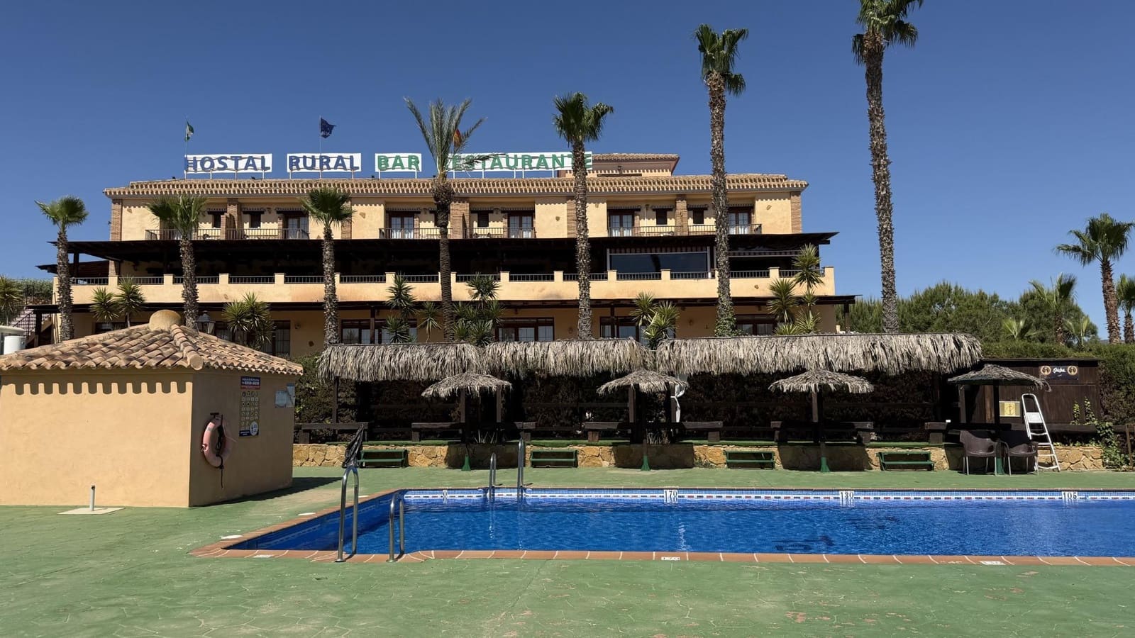 21 soveværelse Hotel til salg i Turre - € 5.950.000 (Ref: 9812246)