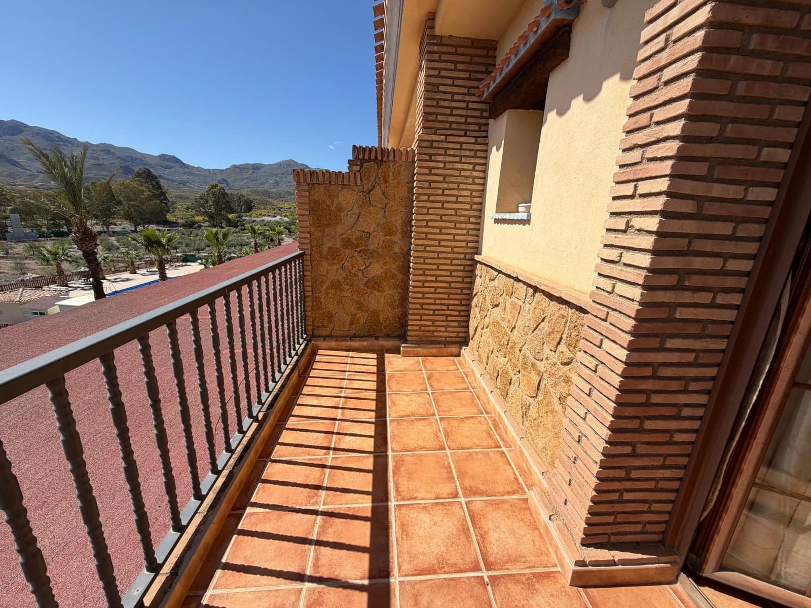 21 soveværelse Hotel til salg i Turre - € 5.950.000 (Ref: 9812246)