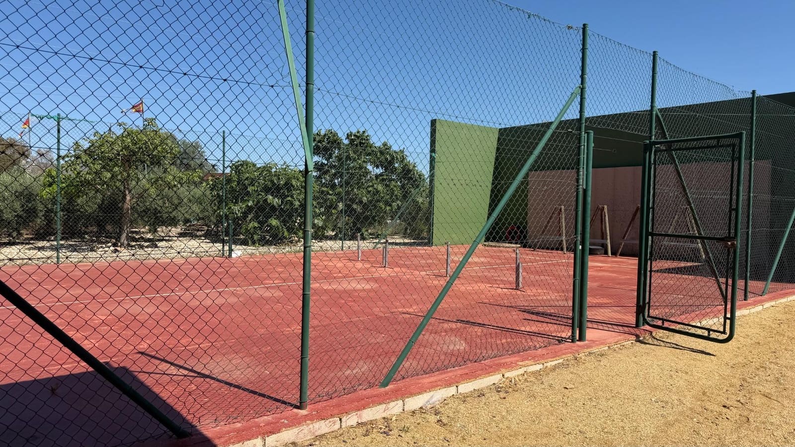 21 bedroom Hotel for sale in Turre - € 5,950,000 (Ref: 9812246)