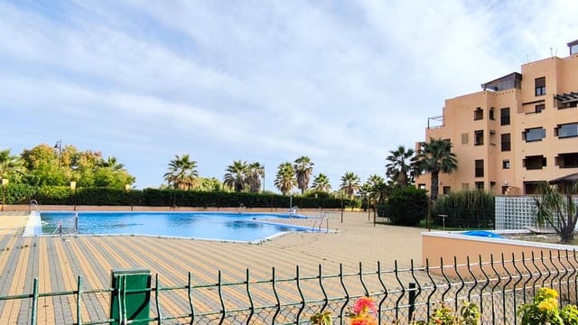 Appartement de 2 chambres à louer à Isla Canela, Ayamonte - 950 € (Ref: 9831636)