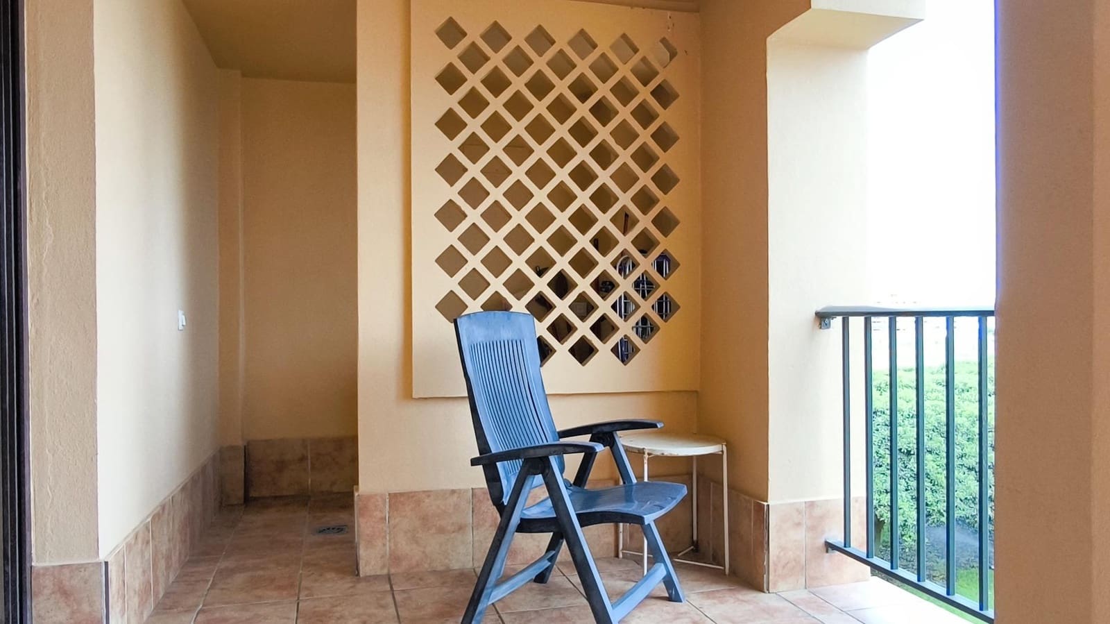 Appartement de 2 chambres à louer à Isla Canela avec piscine garage - 950 € (Ref: 9831636)