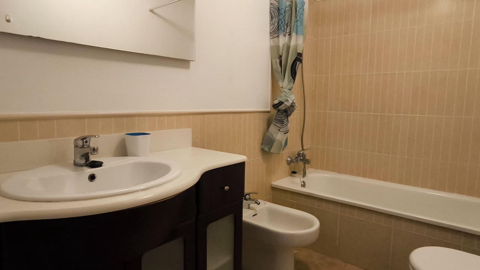 Appartement de 2 chambres à louer à Isla Canela avec piscine garage - 950 € (Ref: 9831636)