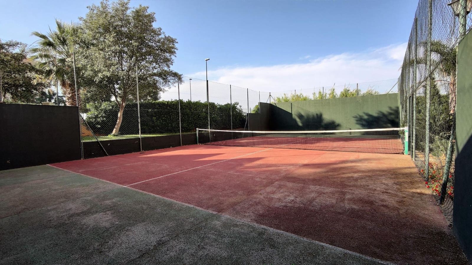 Appartement de 2 chambres à louer à Isla Canela avec piscine garage - 950 € (Ref: 9831636)