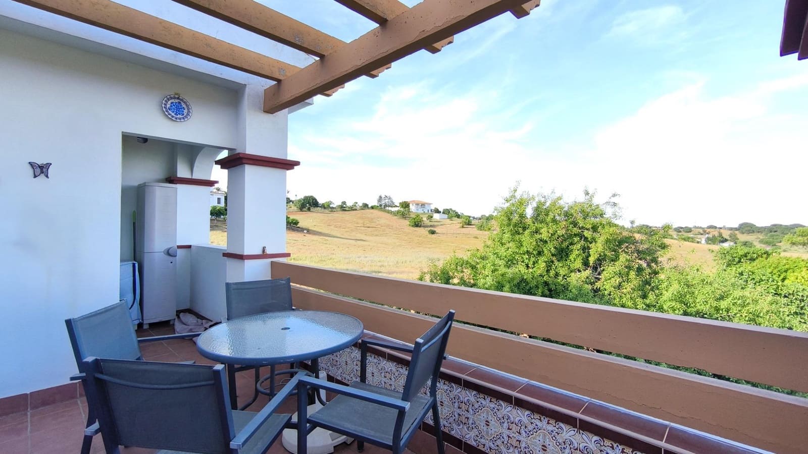 2 bedroom Apartment for sale in Ayamonte with pool - € 185,000 (Ref: 9839396)