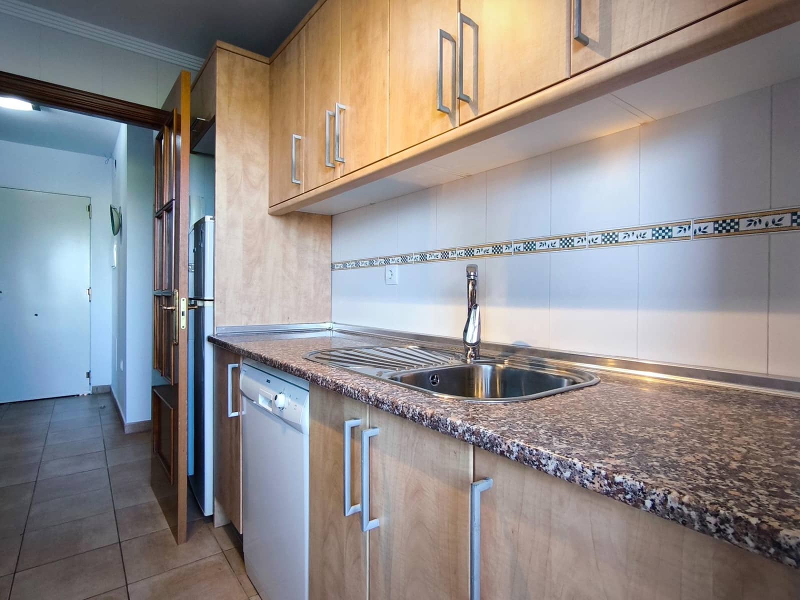2 bedroom Apartment for sale in Ayamonte with pool - € 185,000 (Ref: 9839396)