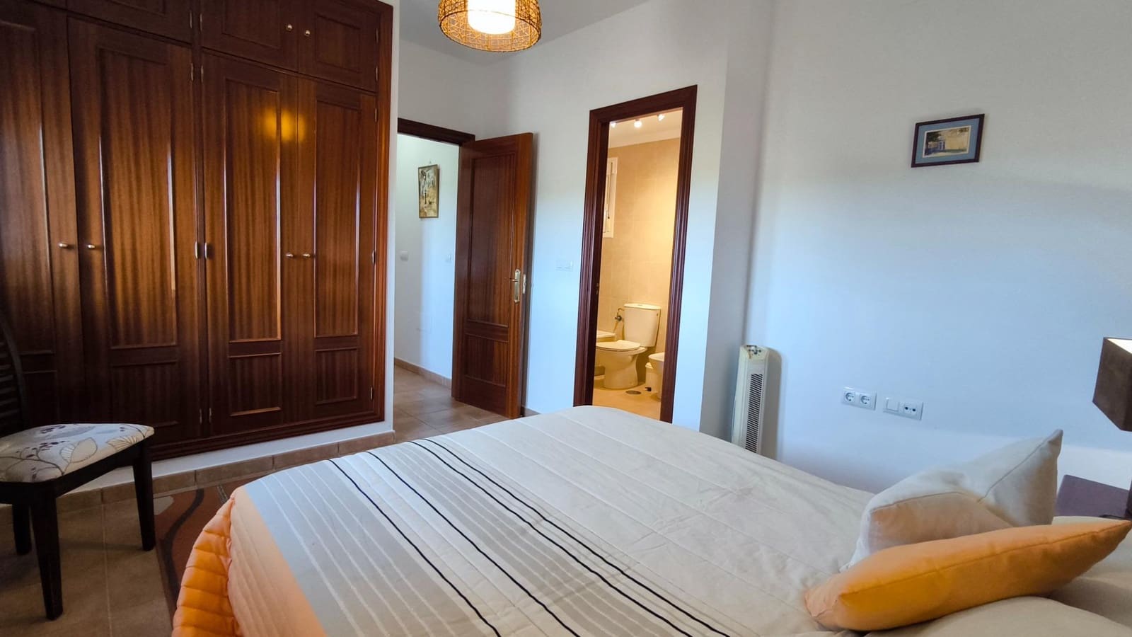 2 bedroom Apartment for sale in Ayamonte with pool - € 185,000 (Ref: 9839396)