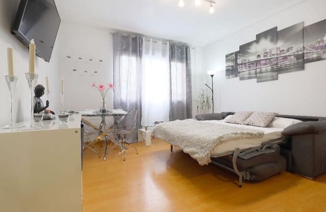 1 Zimmer Apartment zu verkaufen in Córdoba Stadt - 145.000 € (Ref: 9876534)