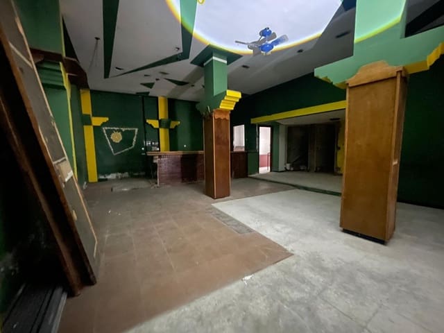 Commercieel te koop in Huelva stad - € 115.000 (Ref: 9878969)