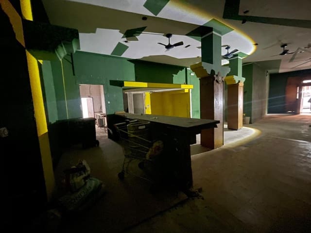 Commercieel te koop in Huelva stad - € 115.000 (Ref: 9878969)