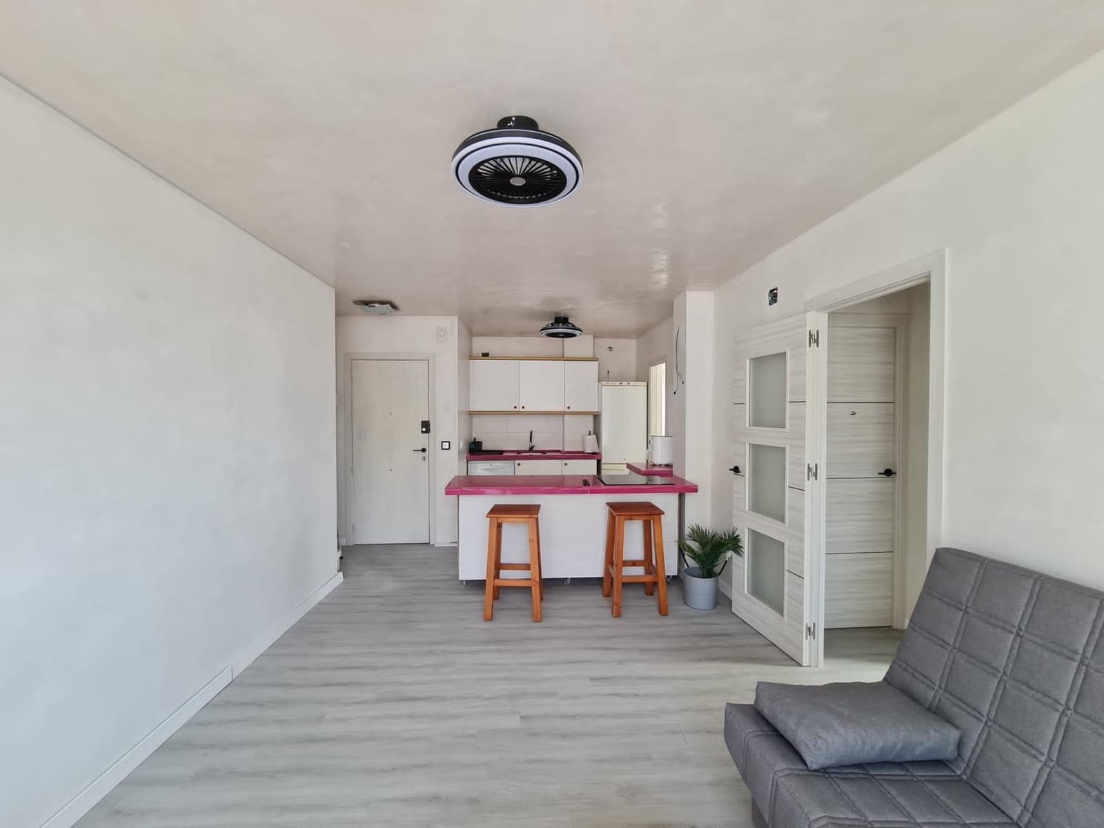 3 bedroom Apartment for sale in La Antilla - € 240,000 (Ref: 9890499)