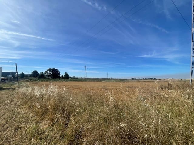 Grunde uden byggetilladelser til salg i Huelva by - € 230.000 (Ref: 9896442)