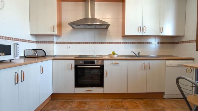 3 soverom Rekkehus til salgs i Ayamonte med svømmebasseng - € 239 990 (Ref: 9908109)