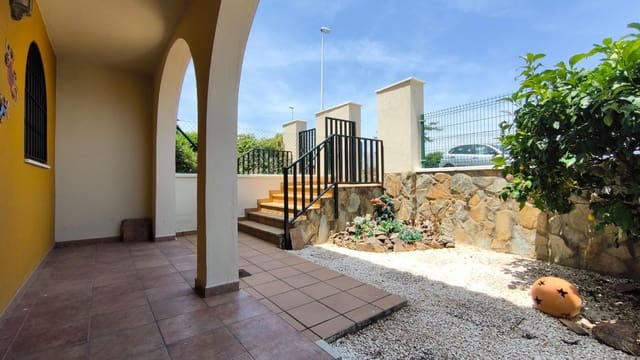 3 soverom Rekkehus til salgs i Ayamonte med svømmebasseng - € 239 990 (Ref: 9908109)