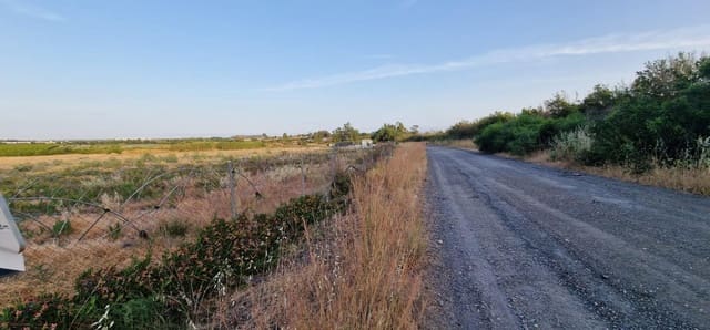Grunde uden byggetilladelser til salg i Lepe - € 375.000 (Ref: 9922400)