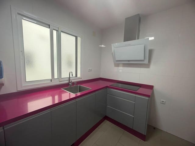 4 slaapkamer Flat te koop in Huelva stad - € 340.000 (Ref: 9924661)