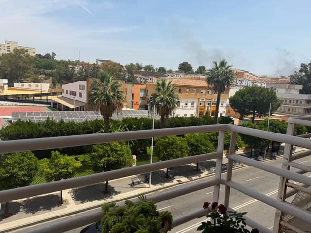 4 slaapkamer Flat te koop in Huelva stad - € 340.000 (Ref: 9924661)