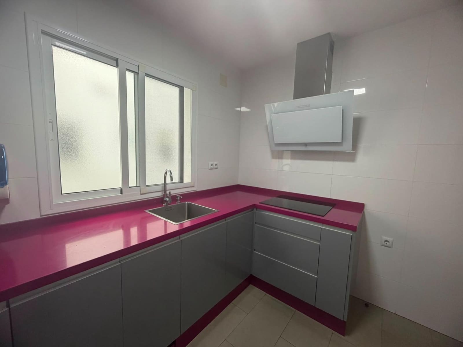 4 bedroom Flat for sale in Huelva city - € 340,000 (Ref: 9924661)