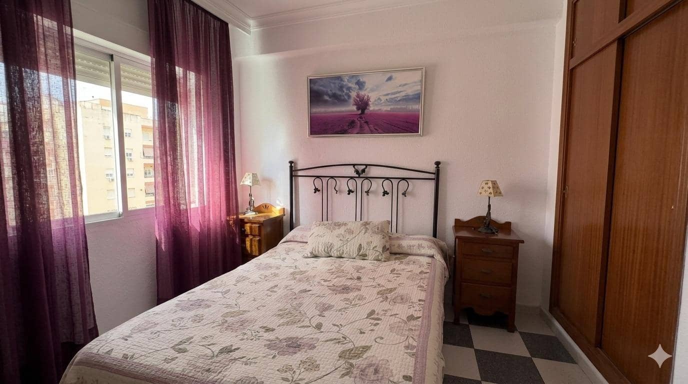 3 bedroom Flat for sale in Huelva city - € 144,000 (Ref: 9924662)