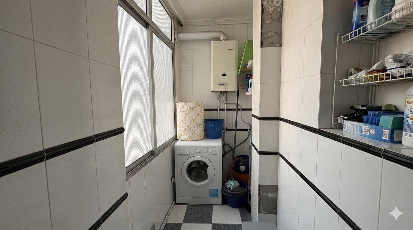 3 bedroom Flat for sale in Huelva city - € 144,000 (Ref: 9924662)
