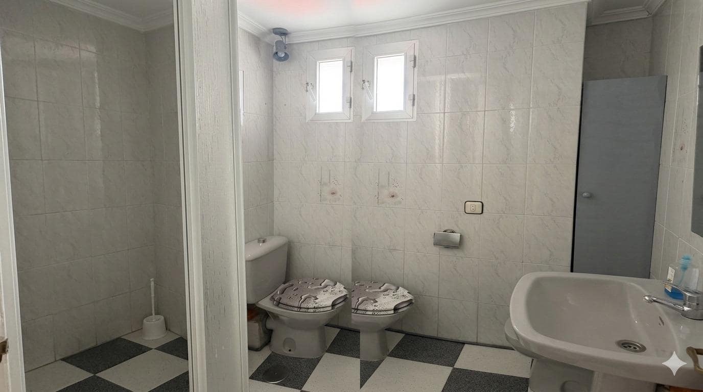3 bedroom Flat for sale in Huelva city - € 144,000 (Ref: 9924662)