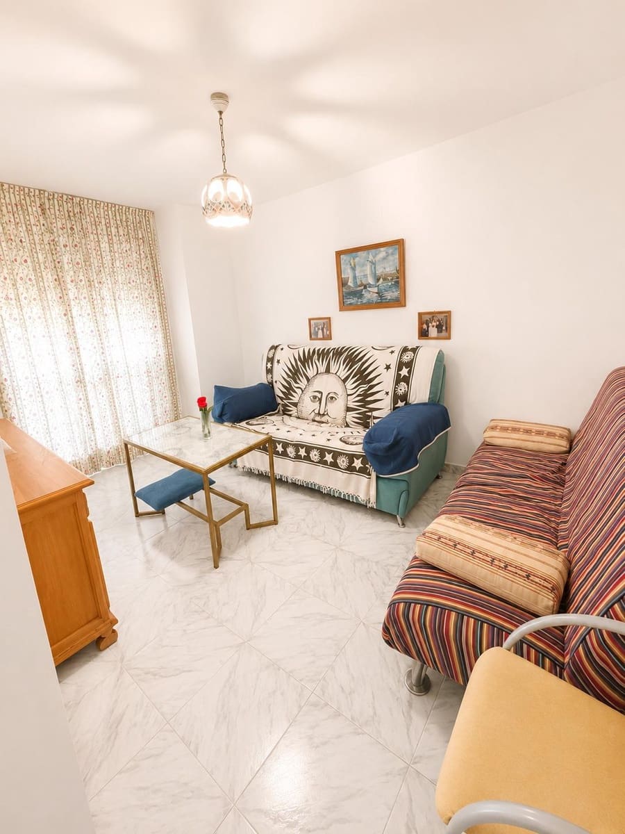 6 bedroom Terraced Villa for sale in Isla Cristina - € 225,000 (Ref: 9929488)