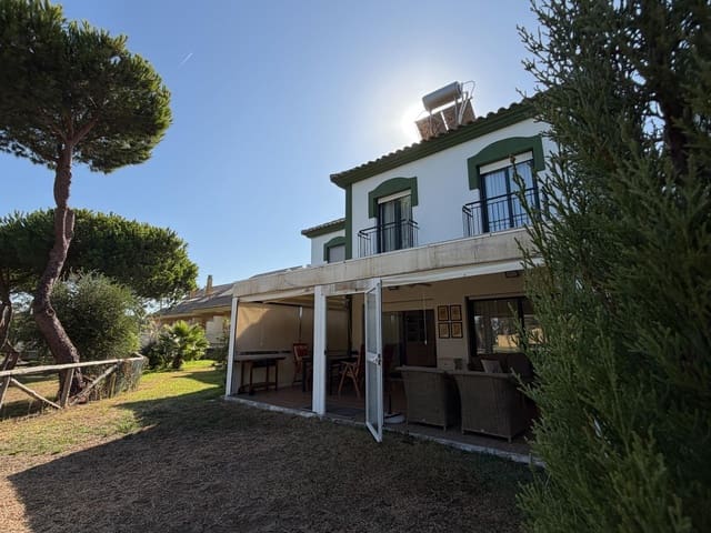 4 sovrum Villa till salu i Isla Cristina med pool garage - 542 000 € (Ref: 9952720)