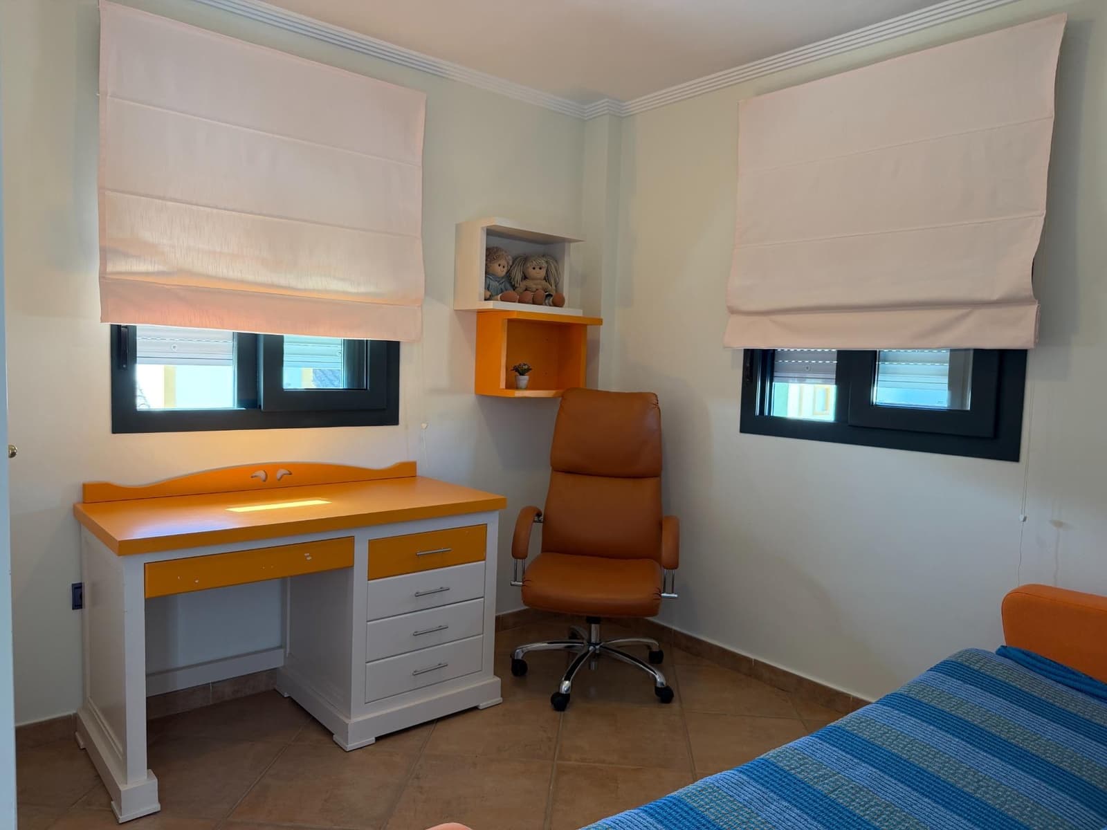 Chalet de 4 habitaciones en Isla Cristina en venta con piscina garaje - 542.000 € (Ref: 9952720)