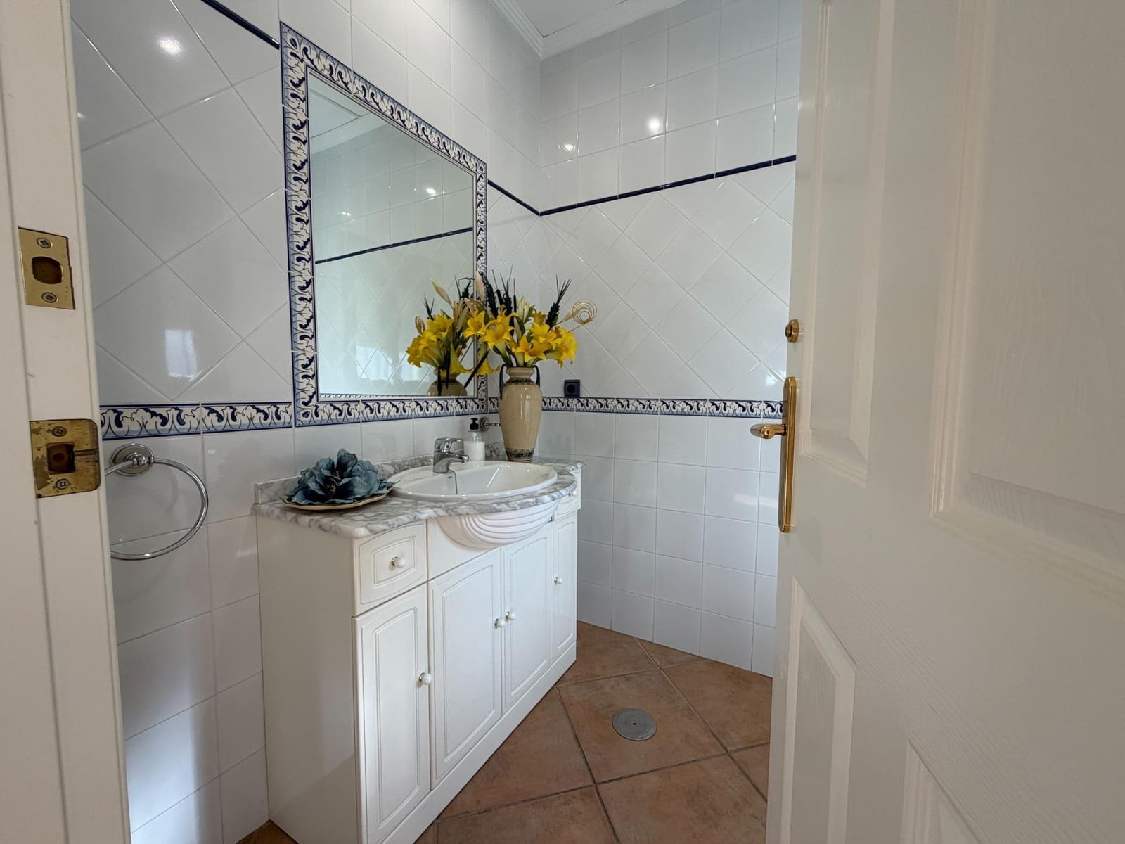 Chalet de 4 habitaciones en Isla Cristina en venta con piscina garaje - 542.000 € (Ref: 9952720)