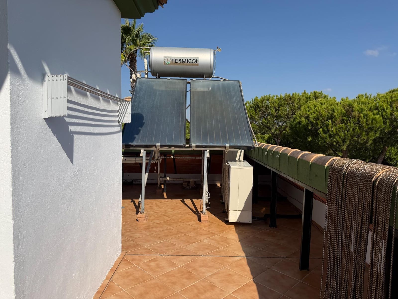 Chalet de 4 habitaciones en Isla Cristina en venta con piscina garaje - 542.000 € (Ref: 9952720)