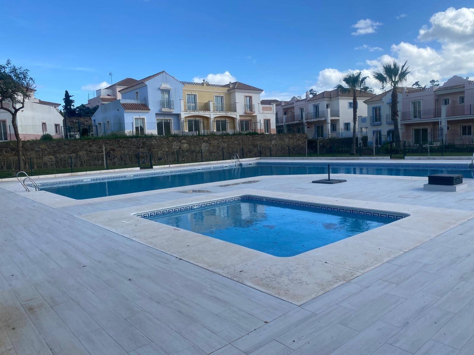 3 bedroom Terraced Villa for sale in Ayamonte with pool - € 255,000 (Ref: 9959867)