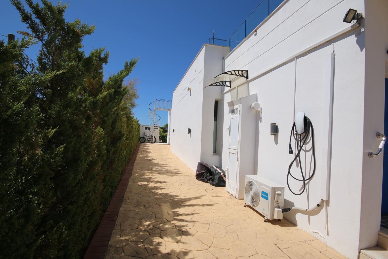 3 makuuhuone Huvila myytävänä paikassa Ayamonte mukana uima-altaan - 350 000 € (Ref: 9966726)