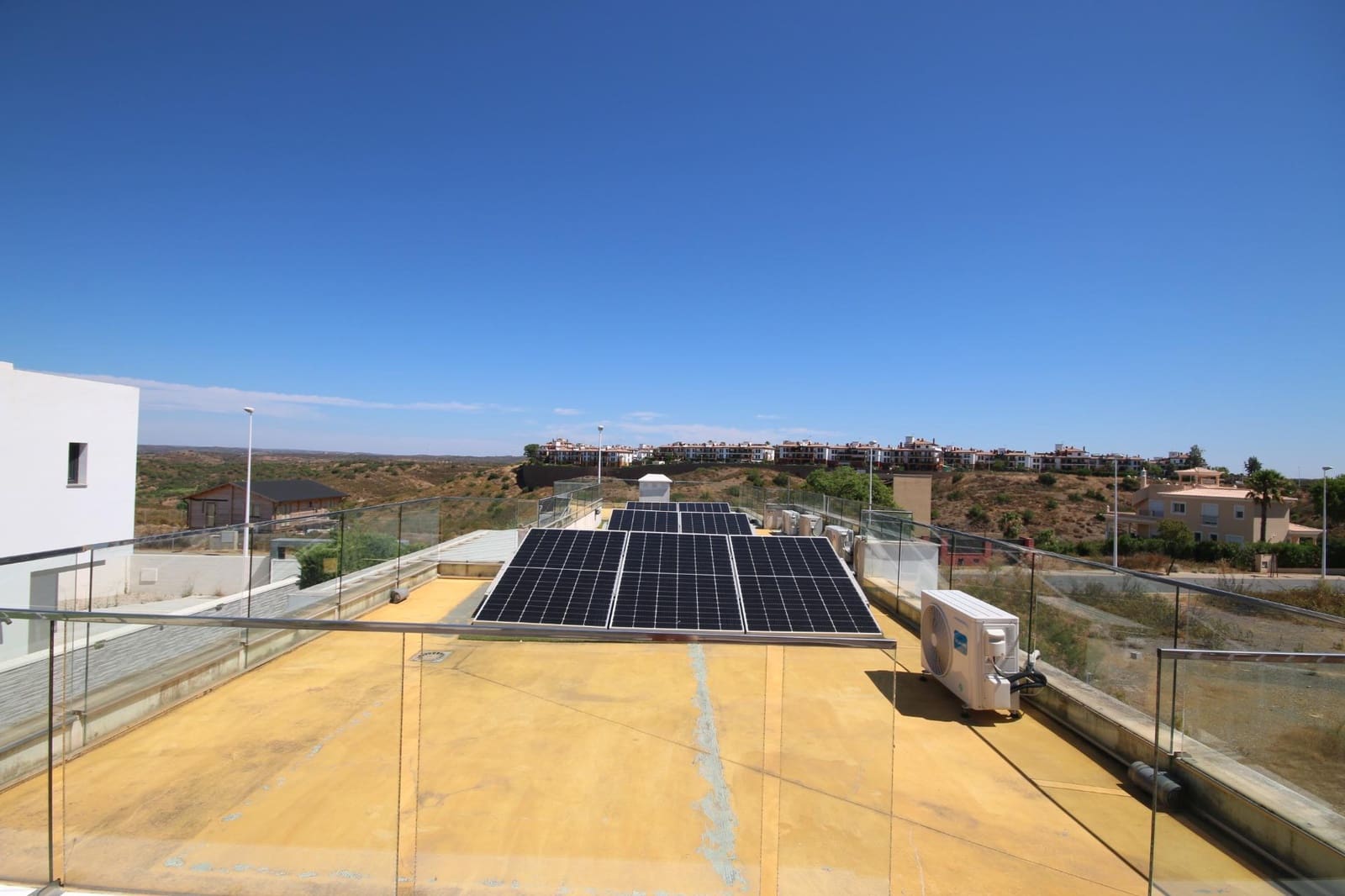 3 makuuhuone Huvila myytävänä paikassa Ayamonte mukana uima-altaan - 350 000 € (Ref: 9966726)