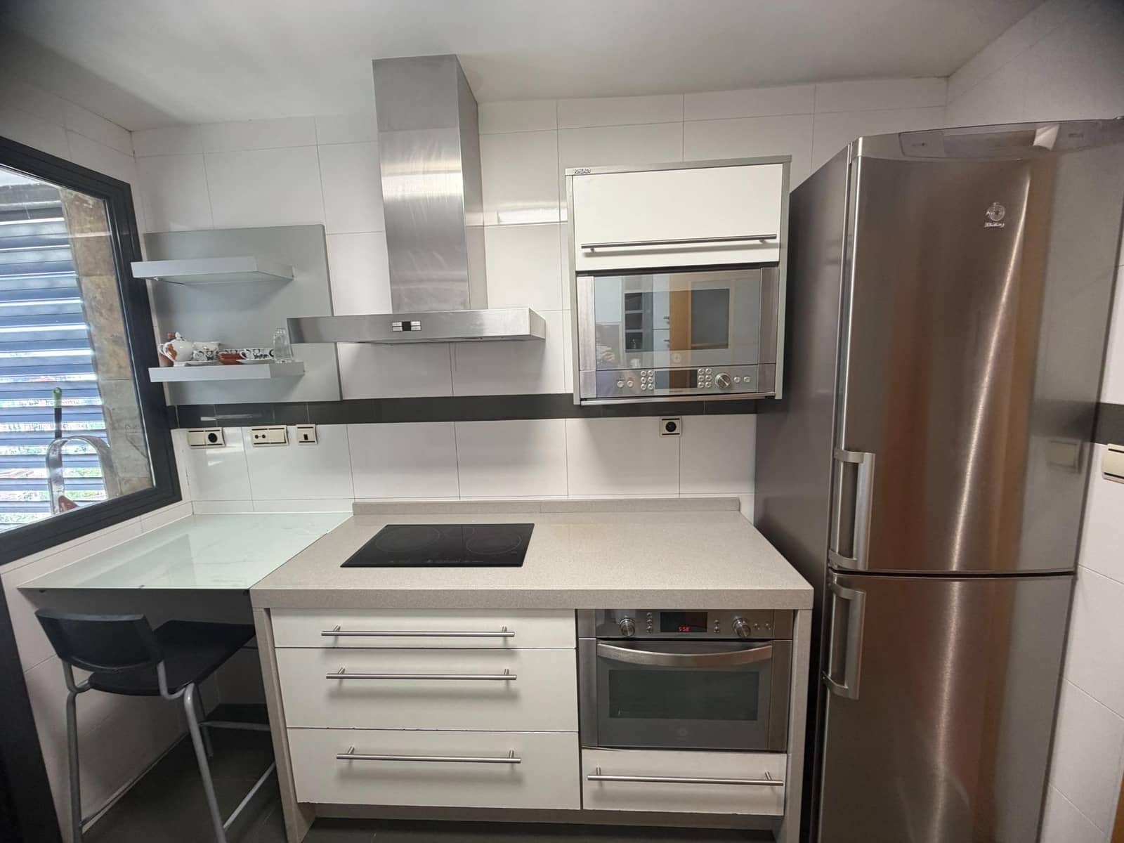 3 makuuhuone Asunto myytävänä paikassa Huelva kaupunki mukana uima-altaan - 339 000 € (Ref: 9966727)