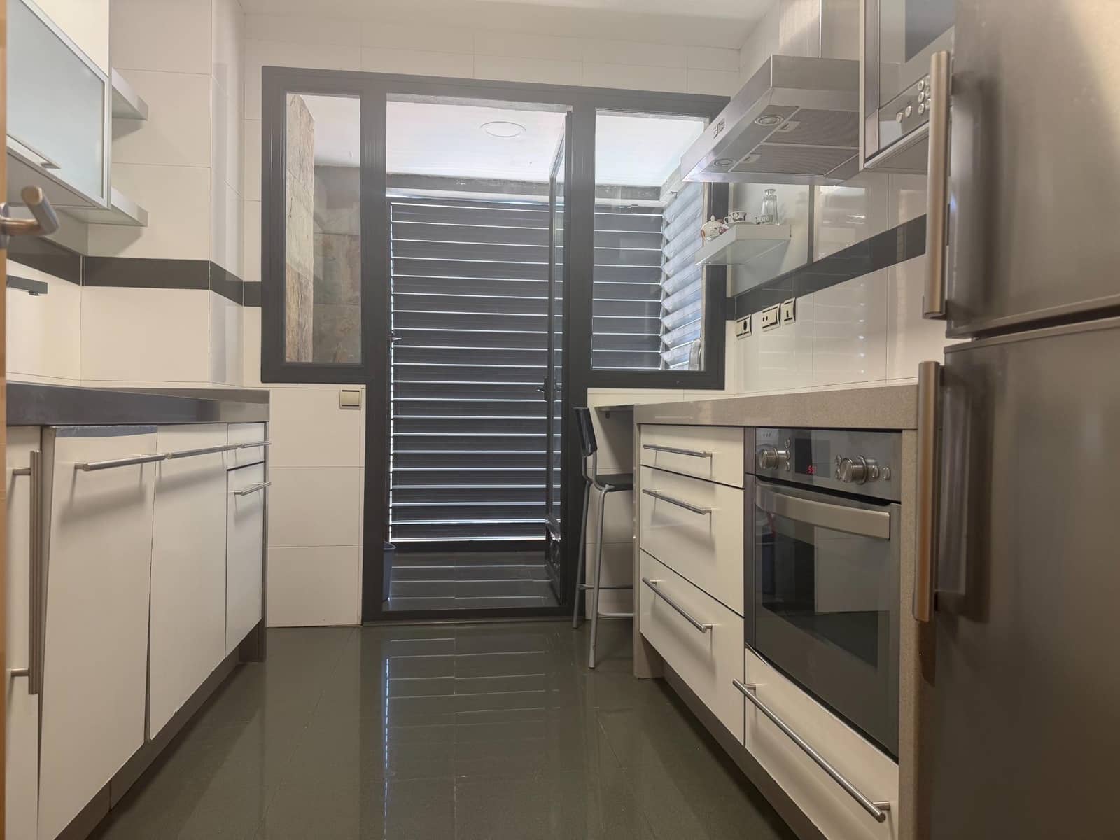 3 makuuhuone Asunto myytävänä paikassa Huelva kaupunki mukana uima-altaan - 339 000 € (Ref: 9966727)