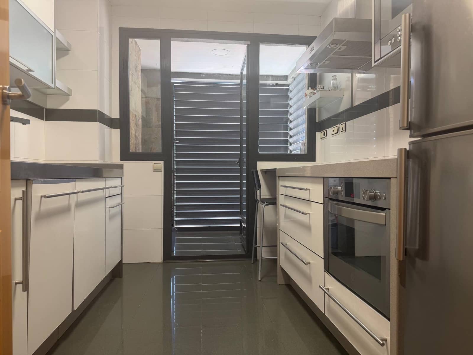 3 makuuhuone Asunto myytävänä paikassa Huelva kaupunki mukana uima-altaan - 339 000 € (Ref: 9966727)