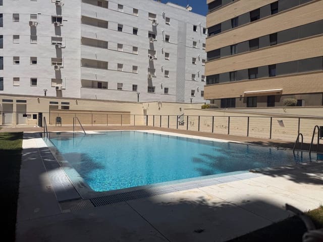 3 makuuhuone Asunto myytävänä paikassa Huelva kaupunki mukana uima-altaan - 339 000 € (Ref: 9966727)