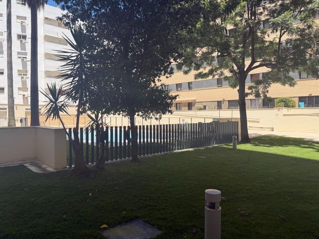 3 makuuhuone Asunto myytävänä paikassa Huelva kaupunki mukana uima-altaan - 339 000 € (Ref: 9966727)