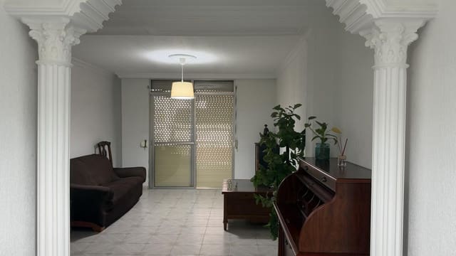 4 quarto Apartamento para venda em Huelva cidade - 150 000 € (Ref: 9997199)