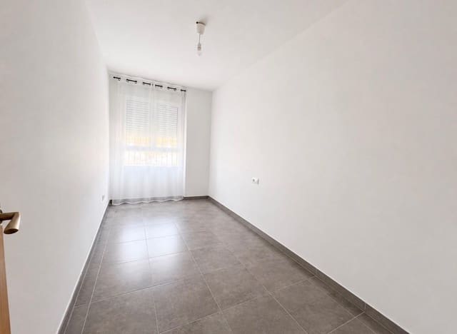 Apartamento de 4 habitaciones en Aguilas en venta con garaje - 190.000 € (Ref: 10004241)