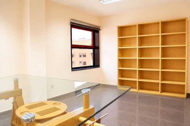 3 quarto Escritório para venda em Múrcia cidade - 95 000 € (Ref: 10005665)