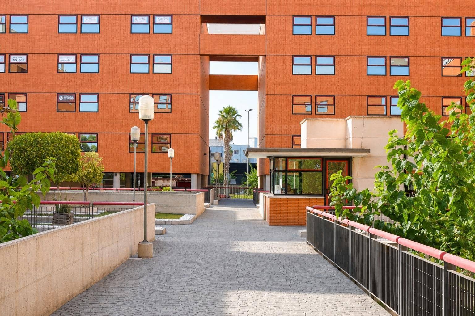 3 quarto Escritório para venda em Murcia cidade - 95 000 € (Ref: 10005665)