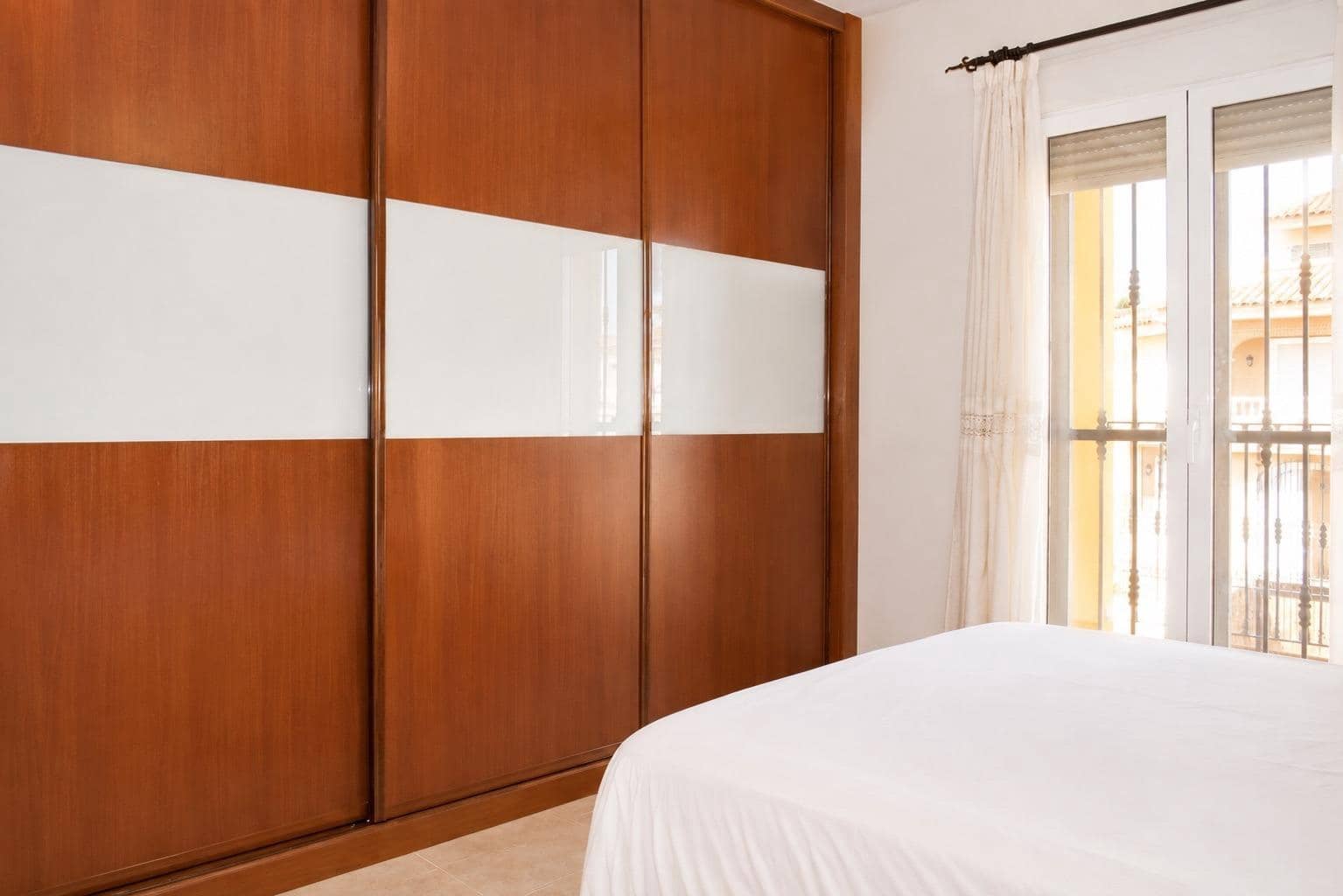 Adosado de 4 habitaciones en Huércal-Overa en venta con garaje - 299.900 € (Ref: 10032101)